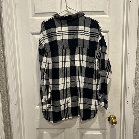 Old Navy Boyfriend Plaid Flannel Shirt Blue White Women's Sz L Popover‎ Gorpcore - Picture 6 of 6